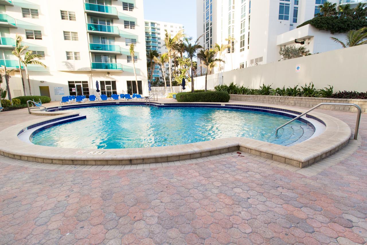 Sian Ocean Apartments Hollywood Buitenkant foto